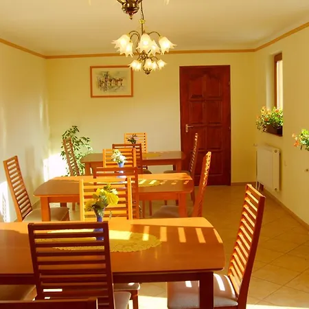 Πανσιόν Szuts Vendeghaz