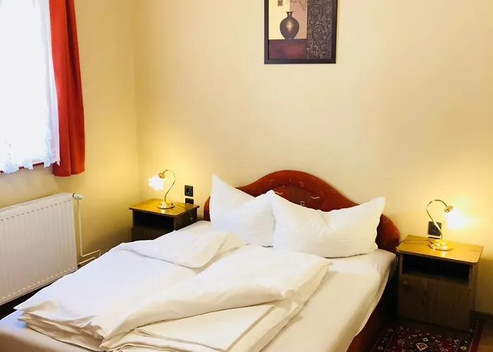 Szuts Vendeghaz بيت ضيافة Fertőrákos